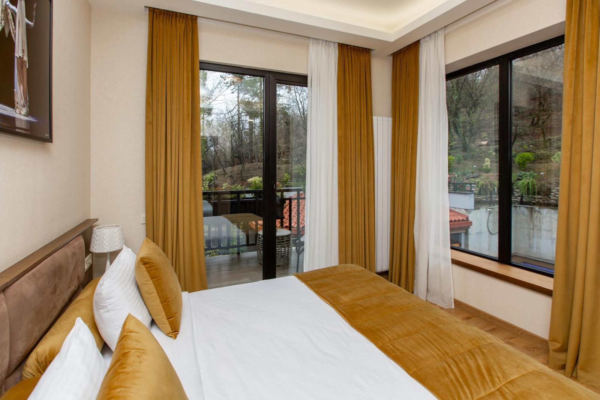 Seventeen Rooms Telavi Luaran gambar