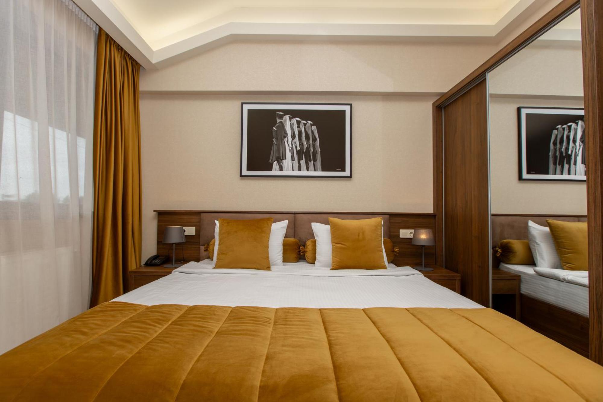 Seventeen Rooms Telavi Luaran gambar