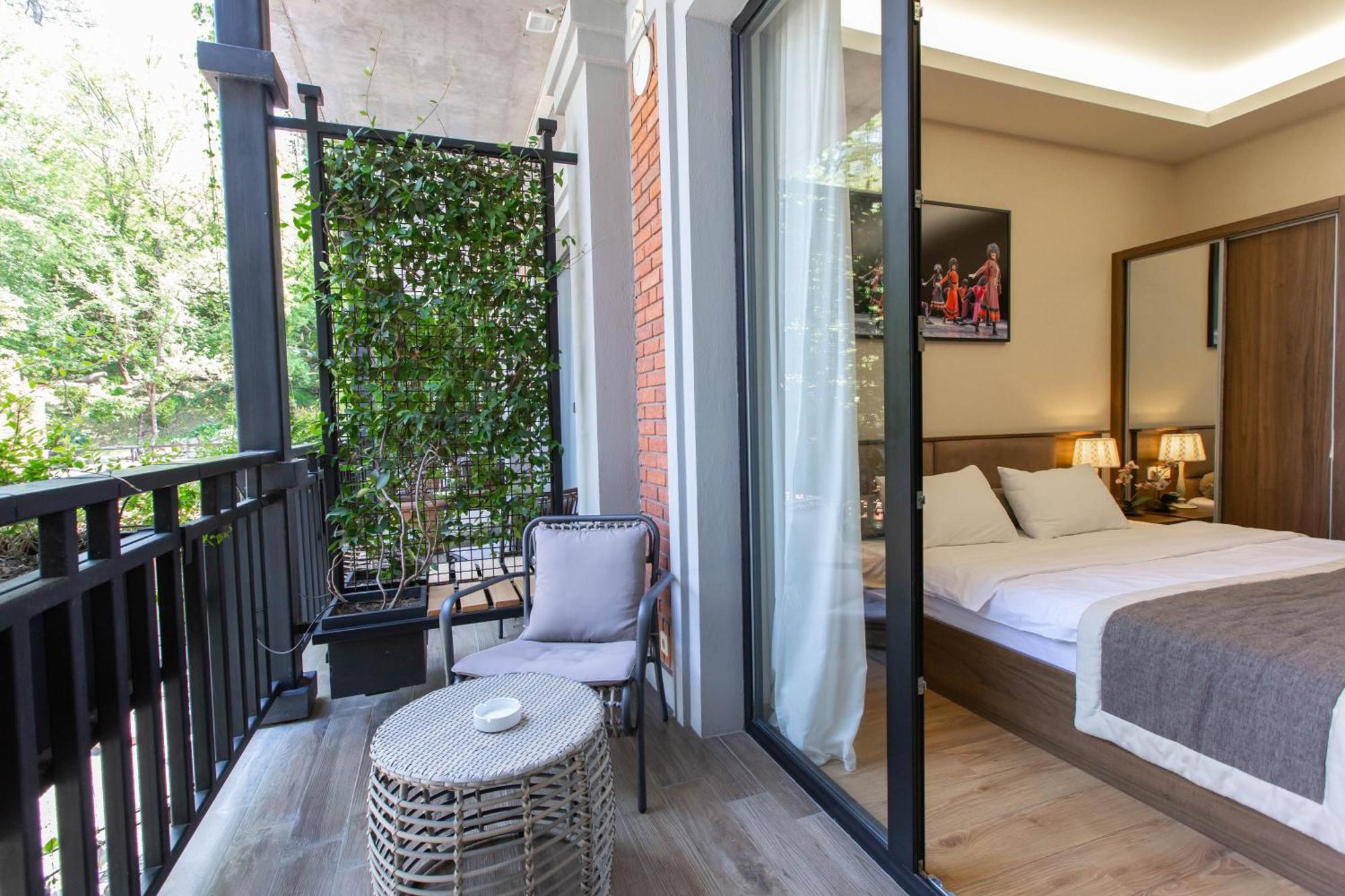 Seventeen Rooms Telavi Luaran gambar