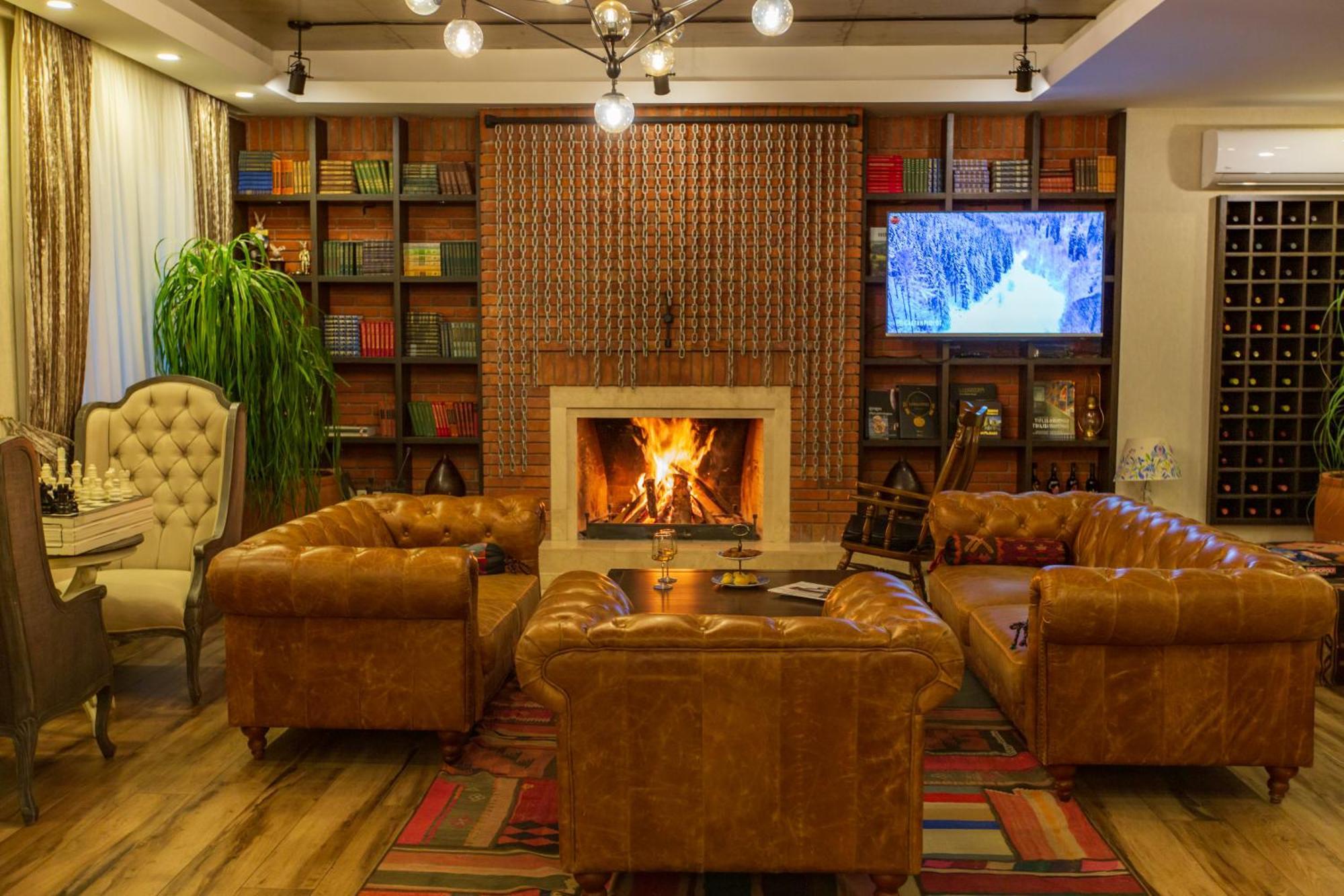 Seventeen Rooms Telavi Luaran gambar